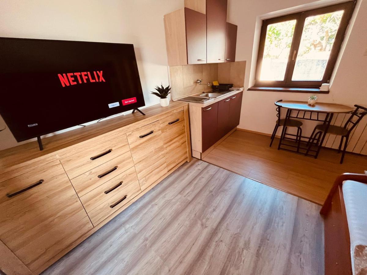Lea Apartment Lucija Bagian luar foto