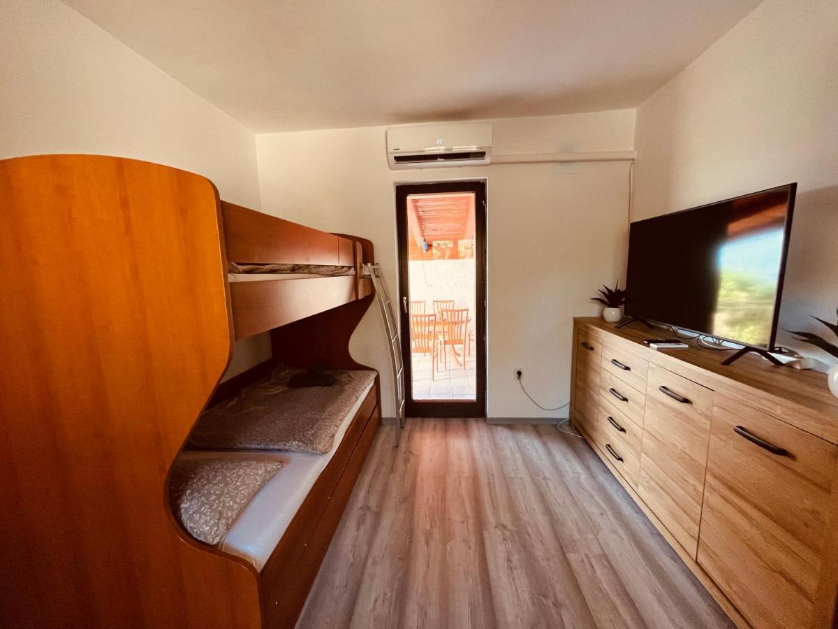 Lea Apartment Lucija Bagian luar foto