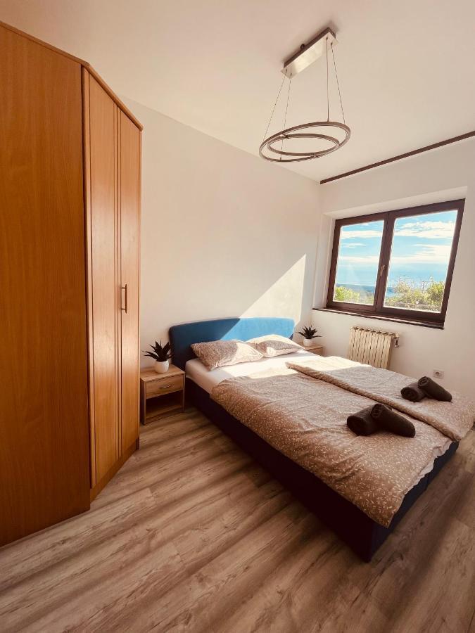 Lea Apartment Lucija Bagian luar foto